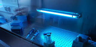 اشعه UV در آزمایشگاه